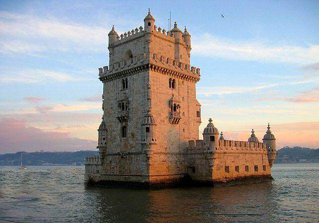640px-Belem_Tower,_Lisbon,_Portugal-26Dec2003
